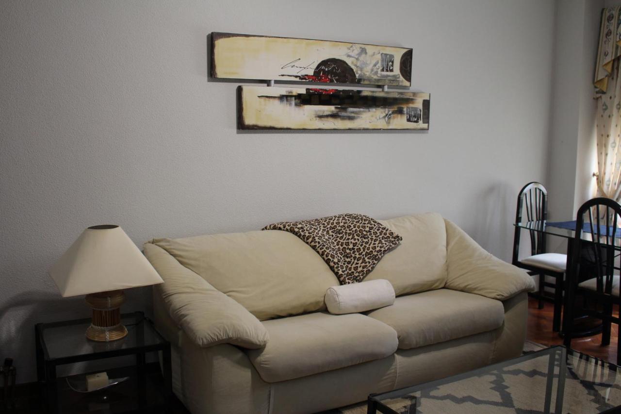 Apartamento Centrico En Monforte De Lemos - No Wifi - Parking Privado Екстериор снимка